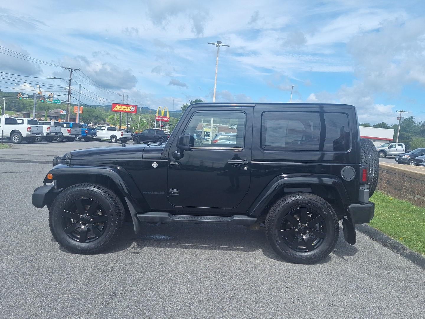 2014 Jeep Wrangler Altitude