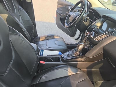 2017 Ford FOCUS TITAN