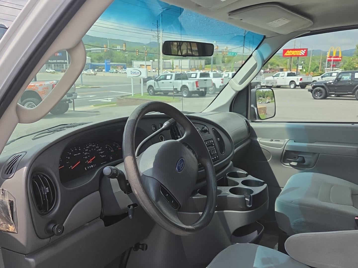 2007 Ford Econoline Wagon XLT