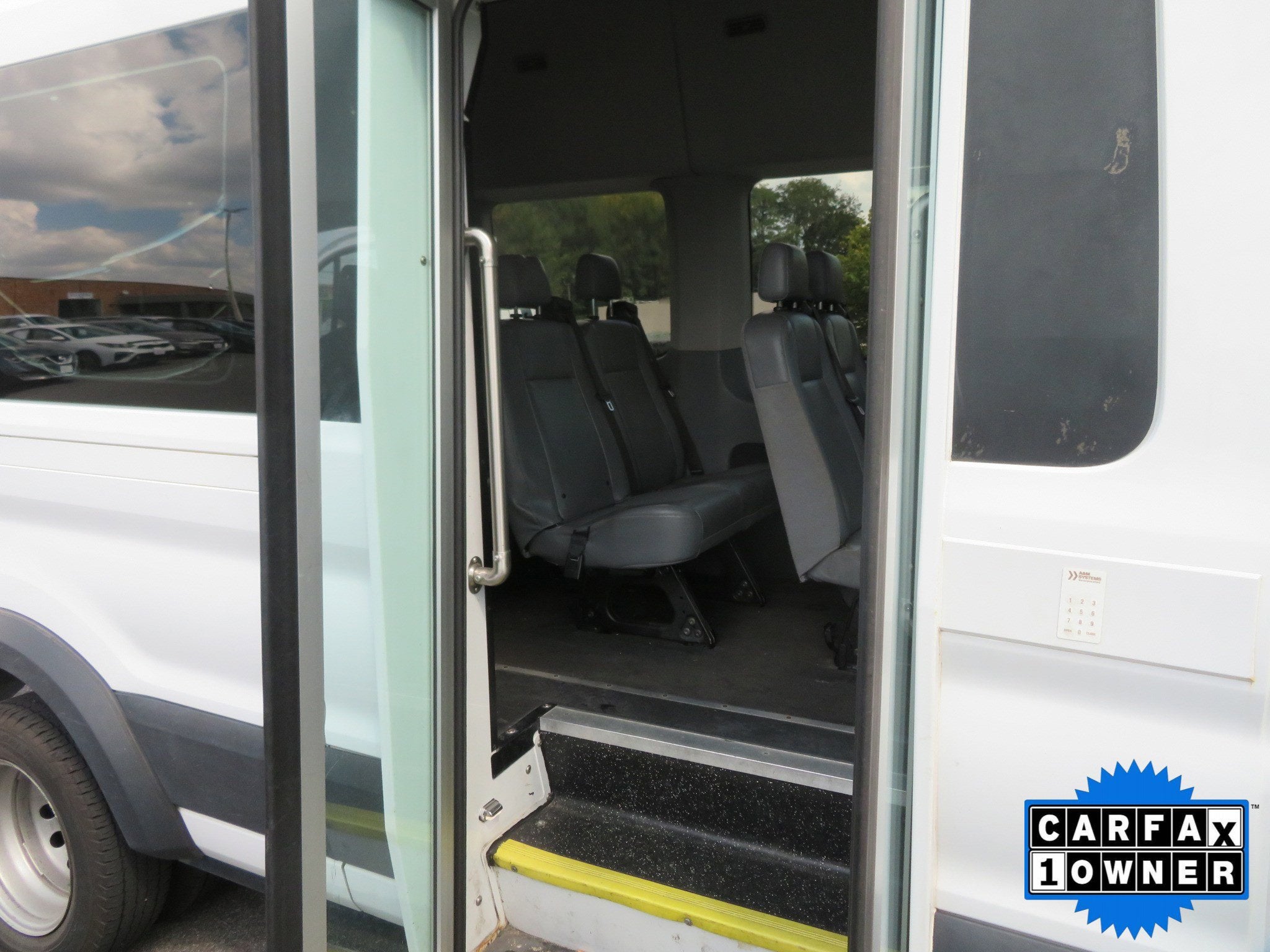 2019 Ford Transit-350 XL