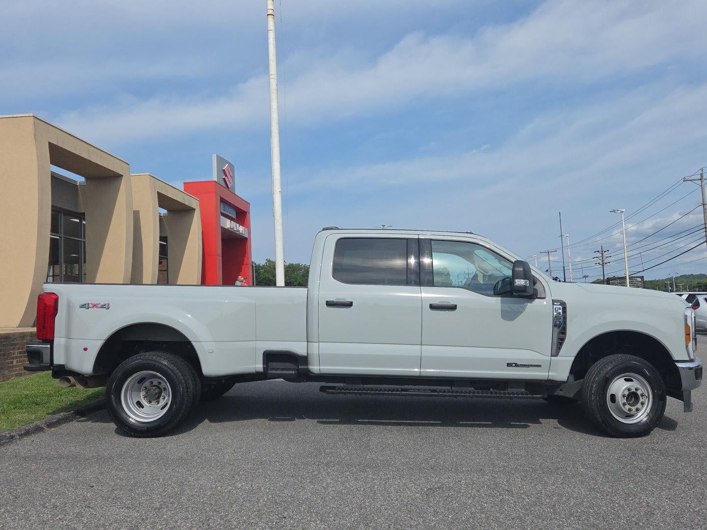 2025 Ford Super Duty F-350 Drw XLT