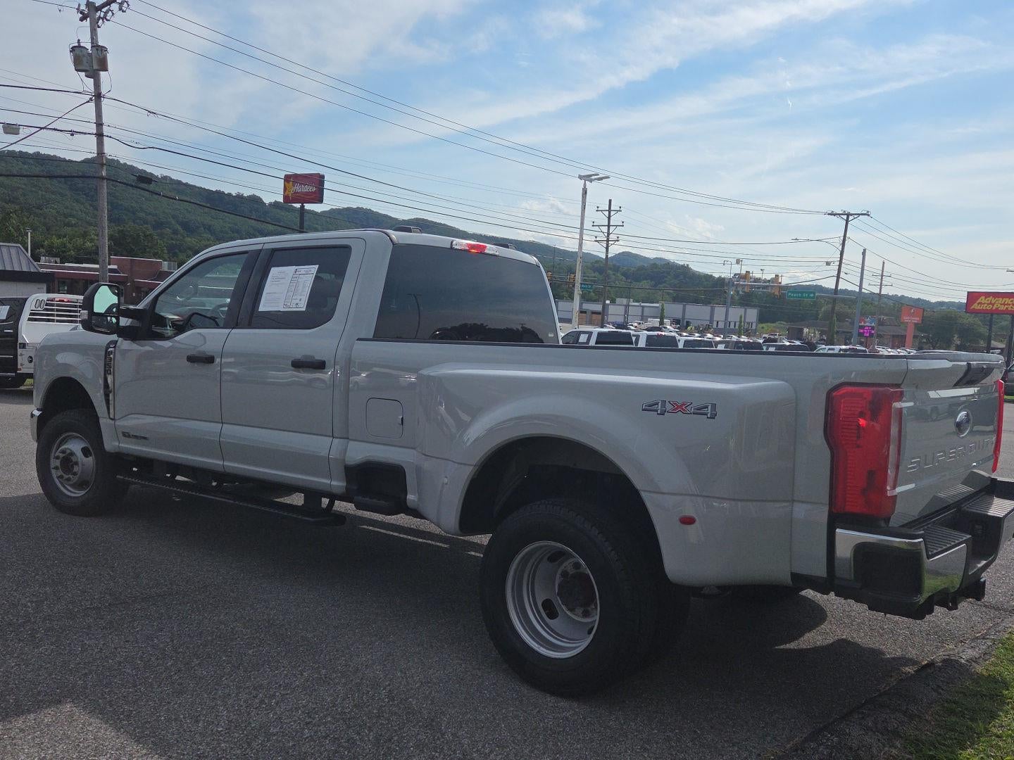2025 Ford Super Duty F-350 Drw XLT