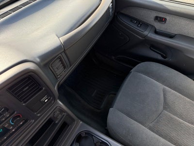 2003 Chevrolet Silverado 1500 LS