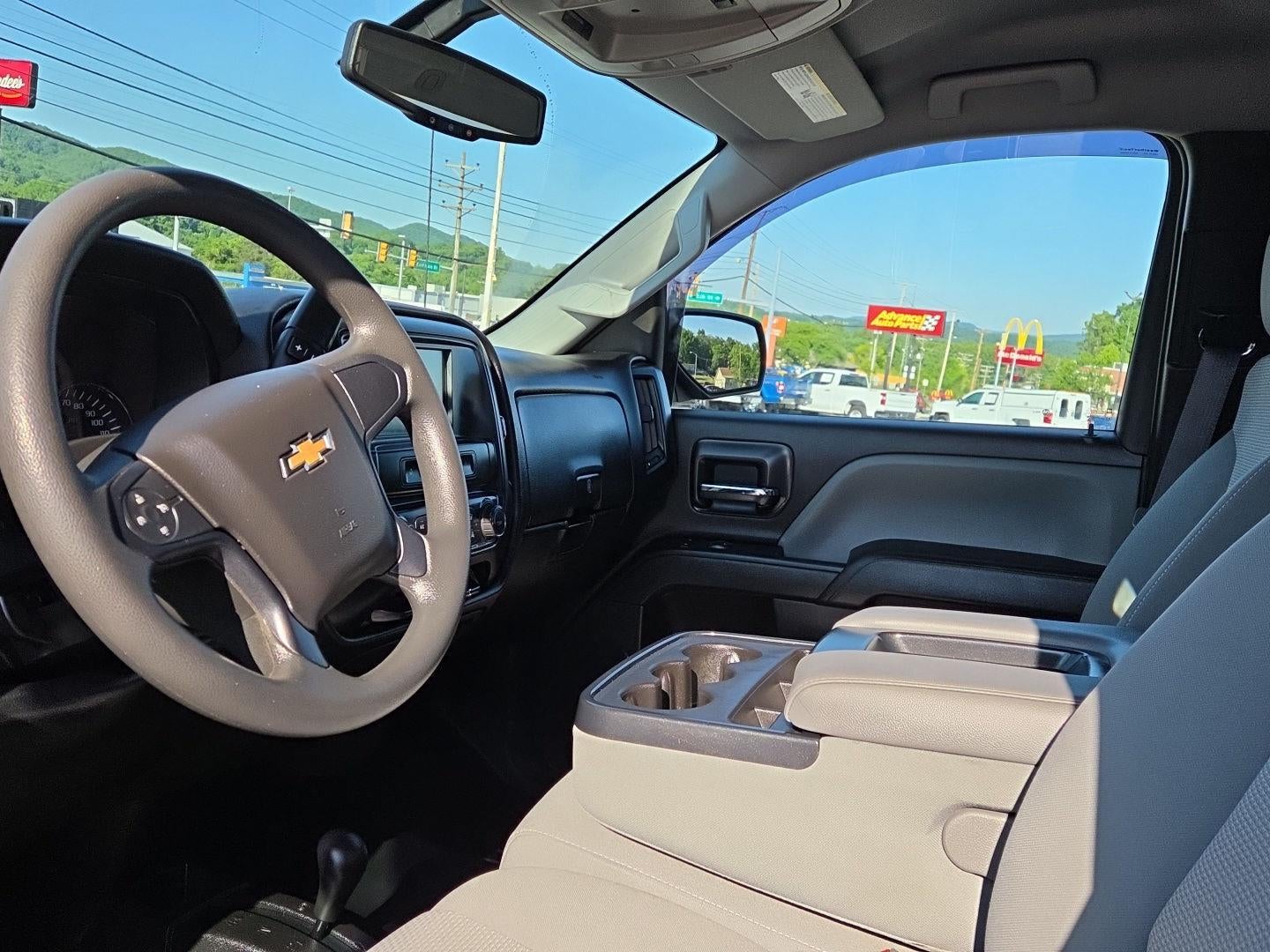 2017 Chevrolet SIVERADO 1500 LS