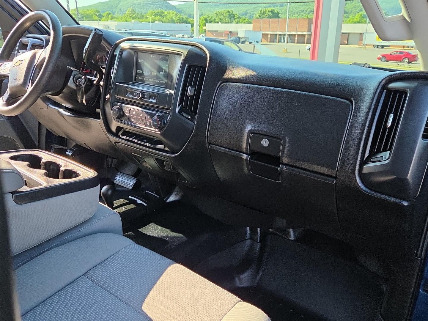 2017 Chevrolet SIVERADO 1500 LS