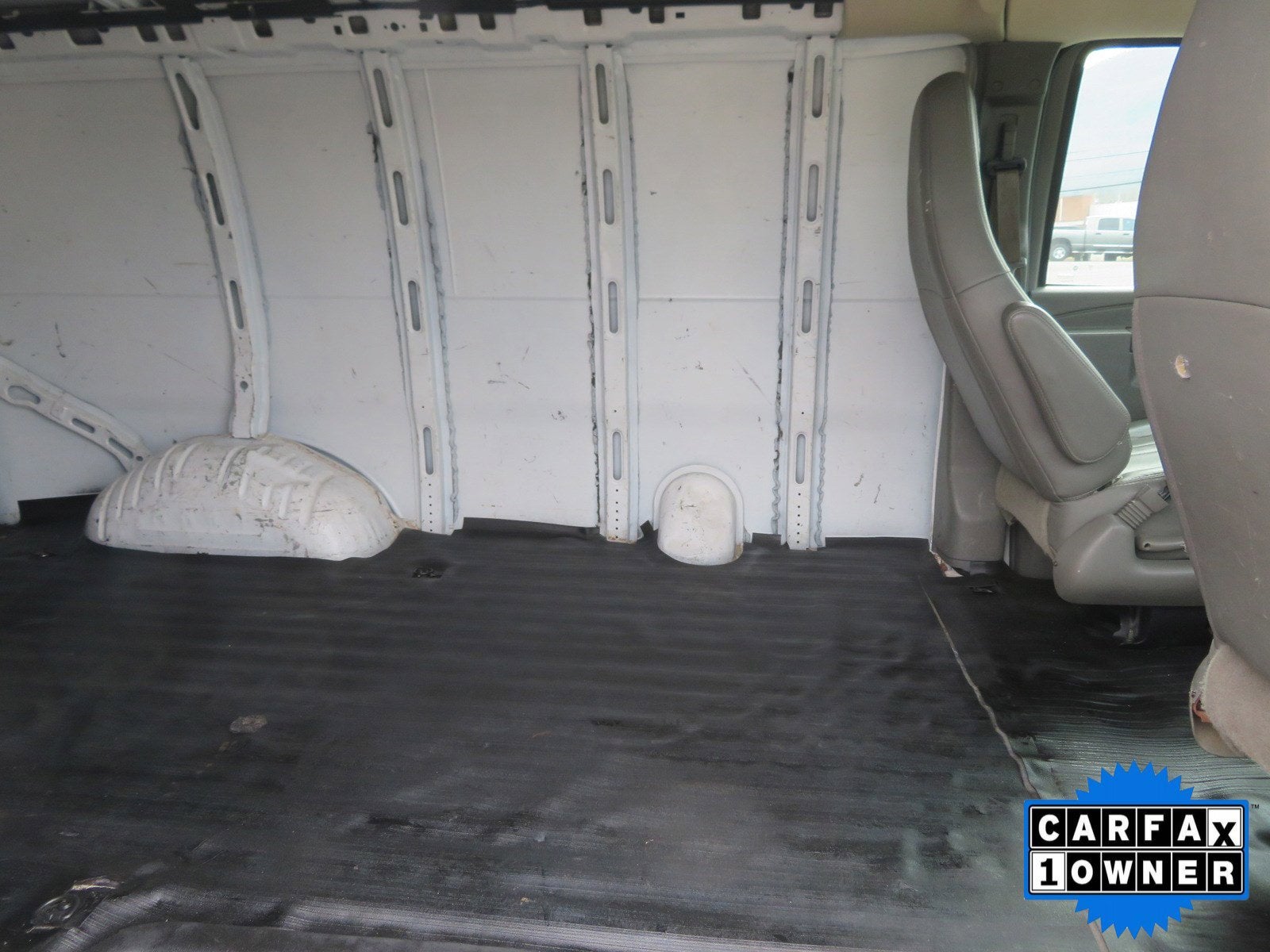 2019 GMC Savana 2500 Work Van