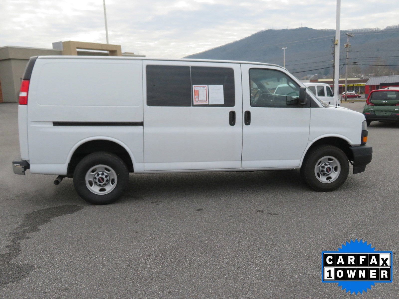 2019 GMC Savana 2500 Work Van
