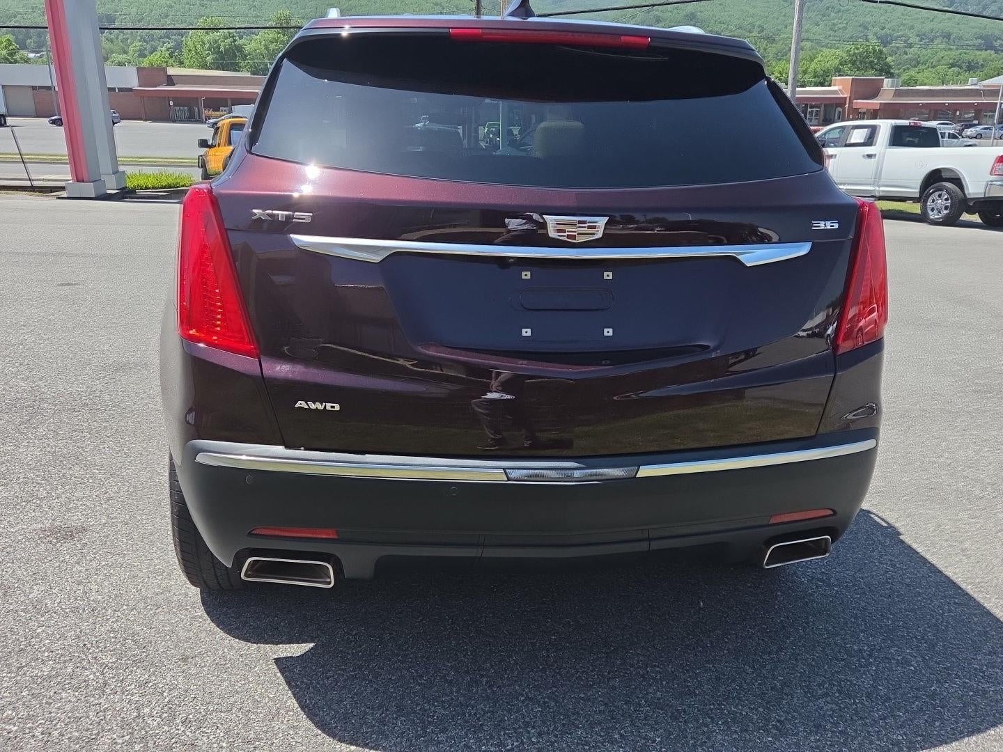 2017 Cadillac XT5 Luxury AWD