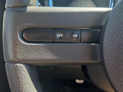 2005 Ford MUSTANG Base