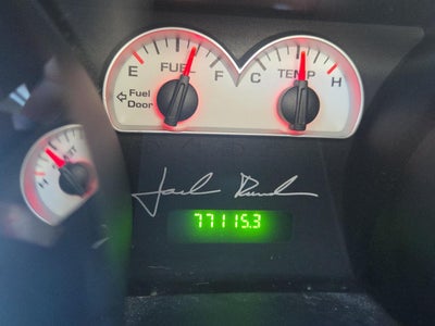 2005 Ford MUSTANG Base
