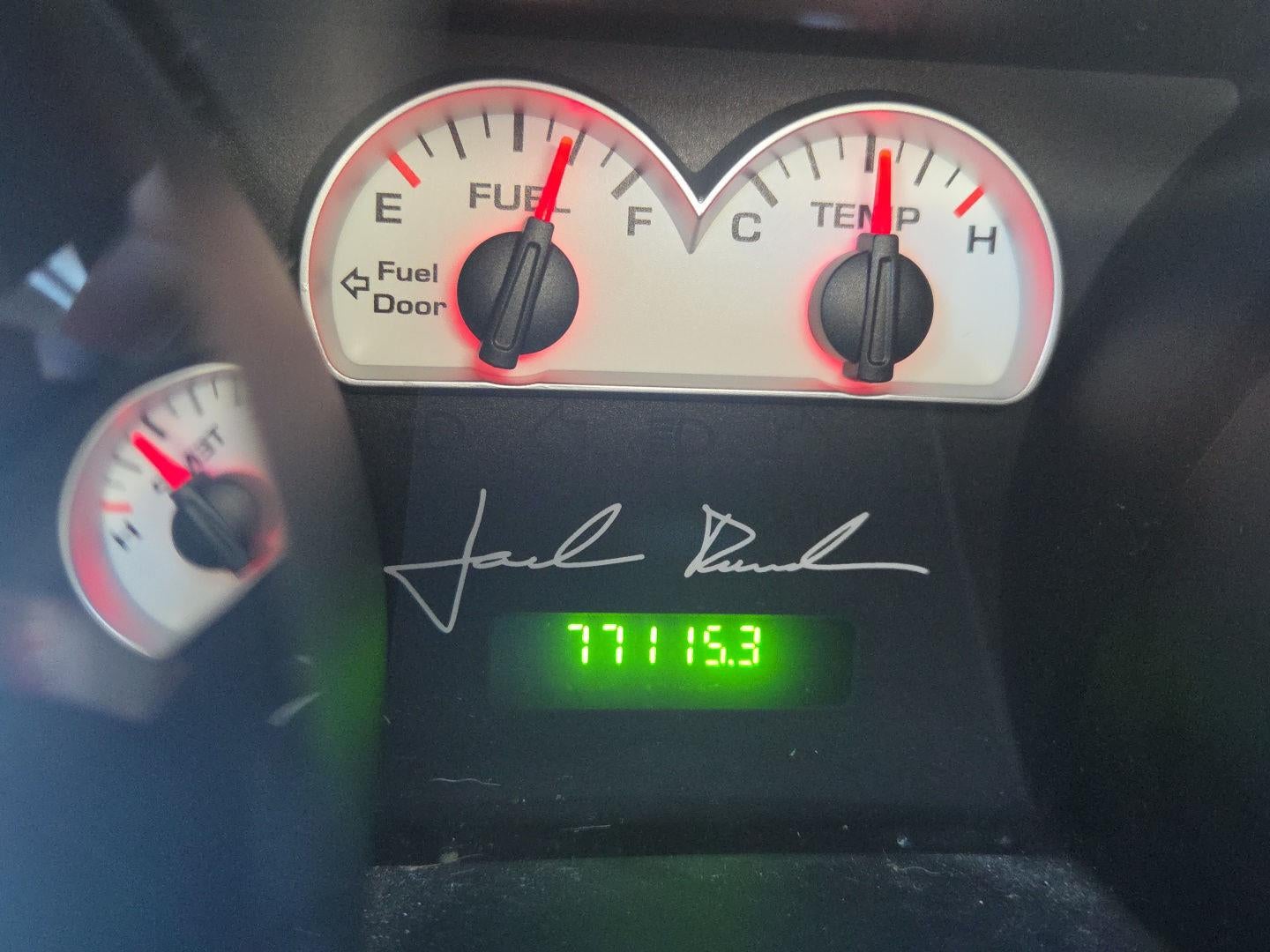 2005 Ford MUSTANG Base