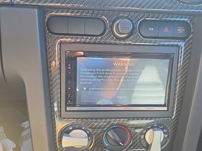 2005 Ford MUSTANG Base