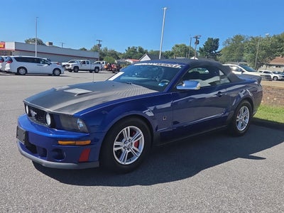 2005 Ford MUSTANG Base