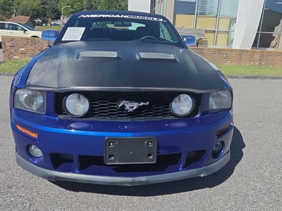 2005 Ford MUSTANG Base