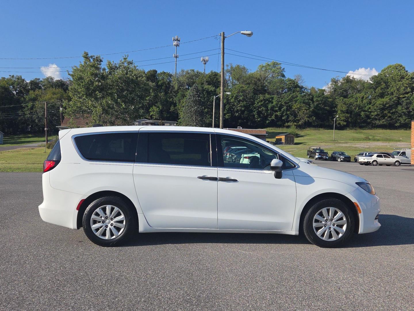2021 Chrysler Voyager L