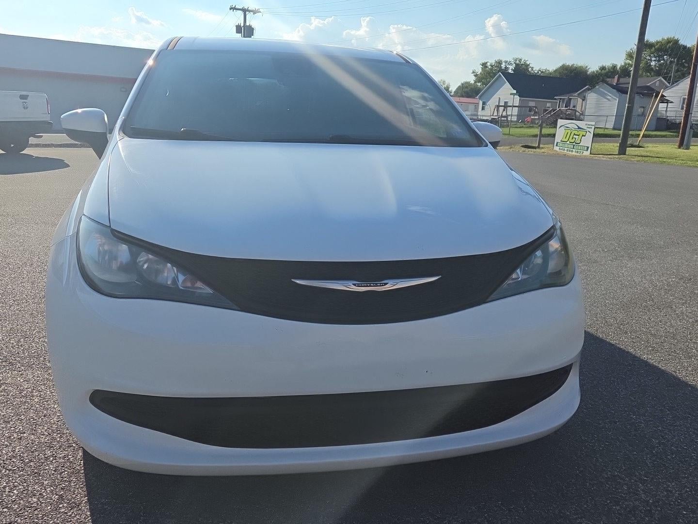 2021 Chrysler Voyager L