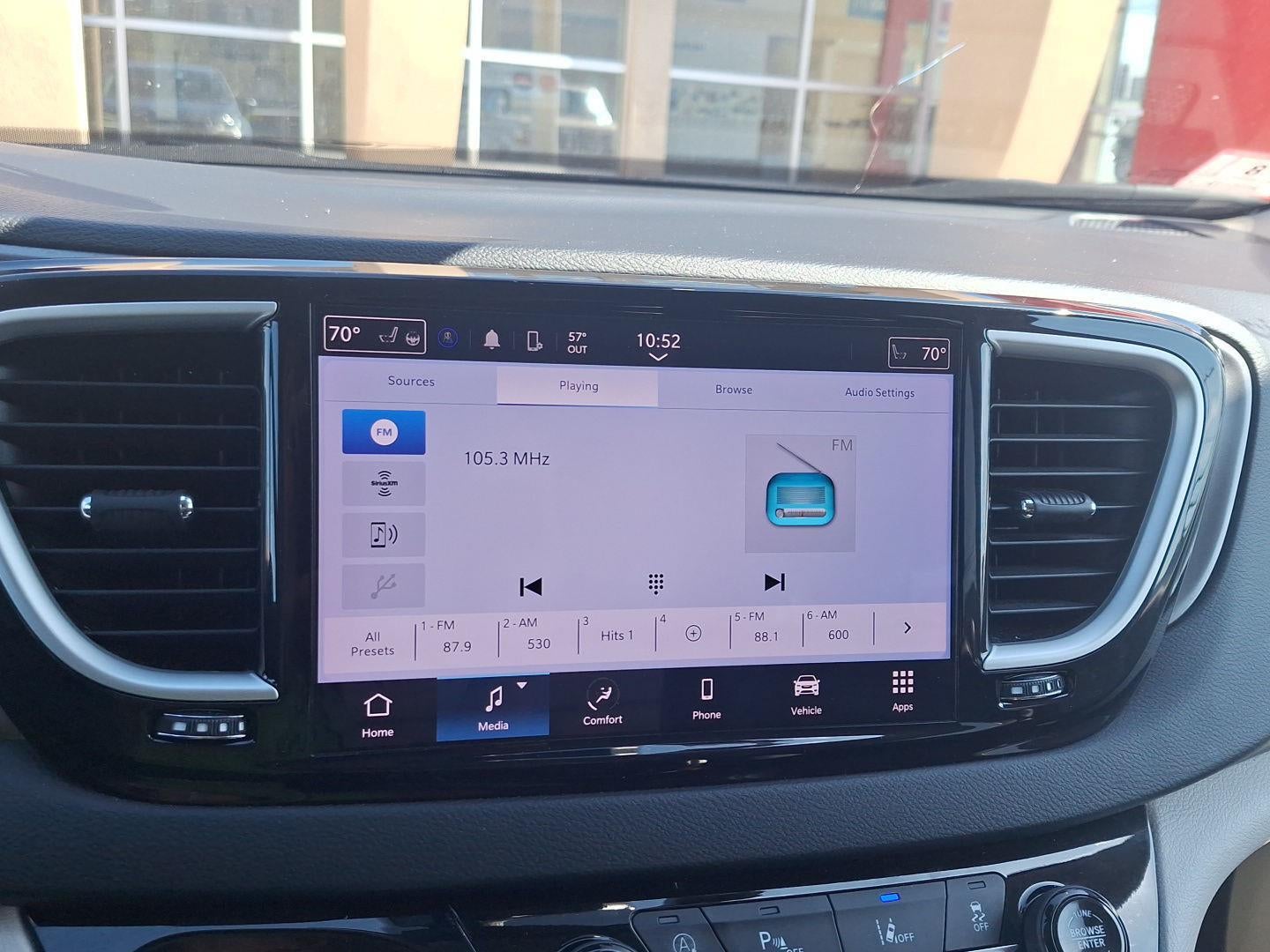 2023 Chrysler Pacifica Touring L