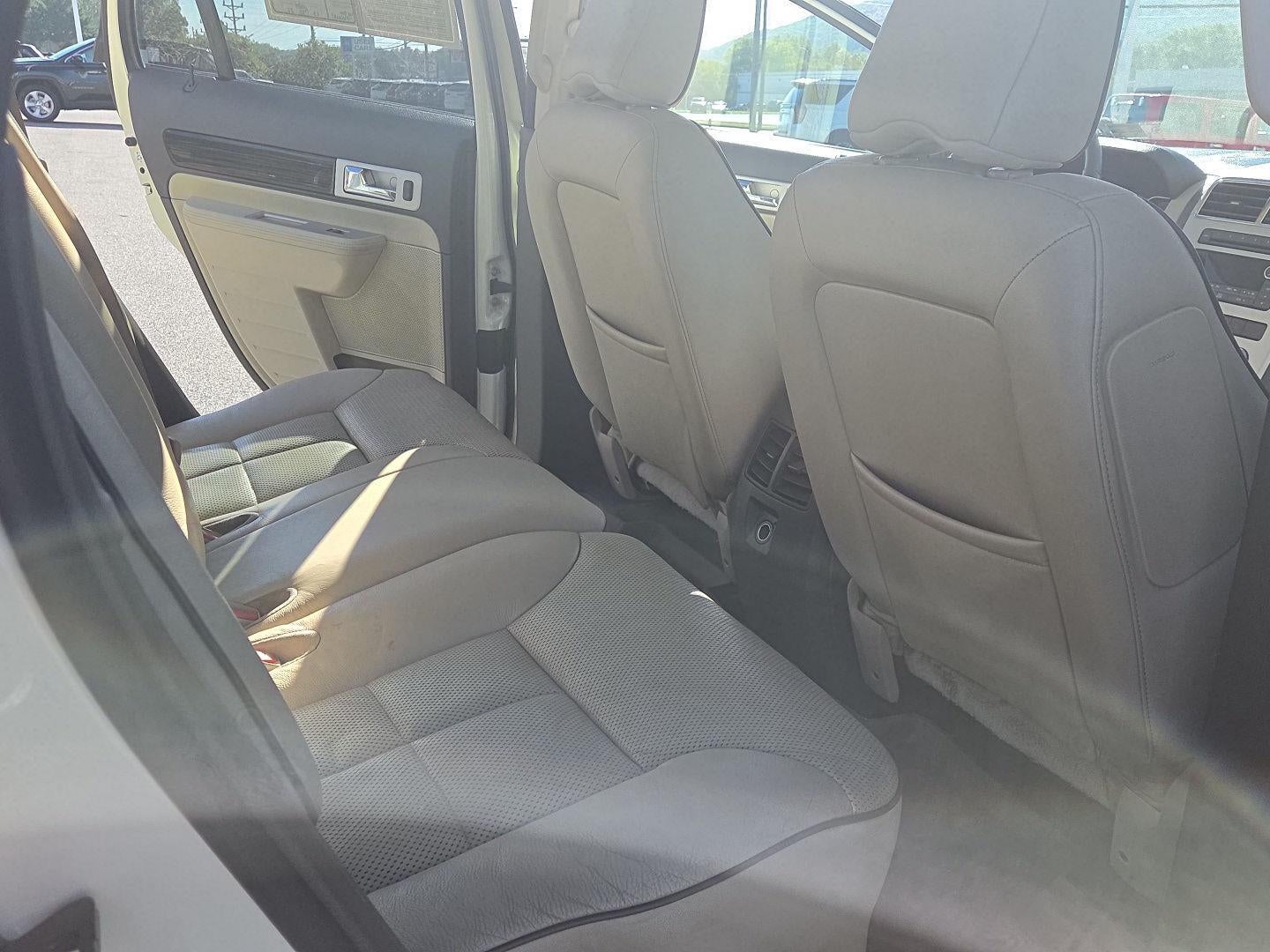 2008 Lincoln MKX Base