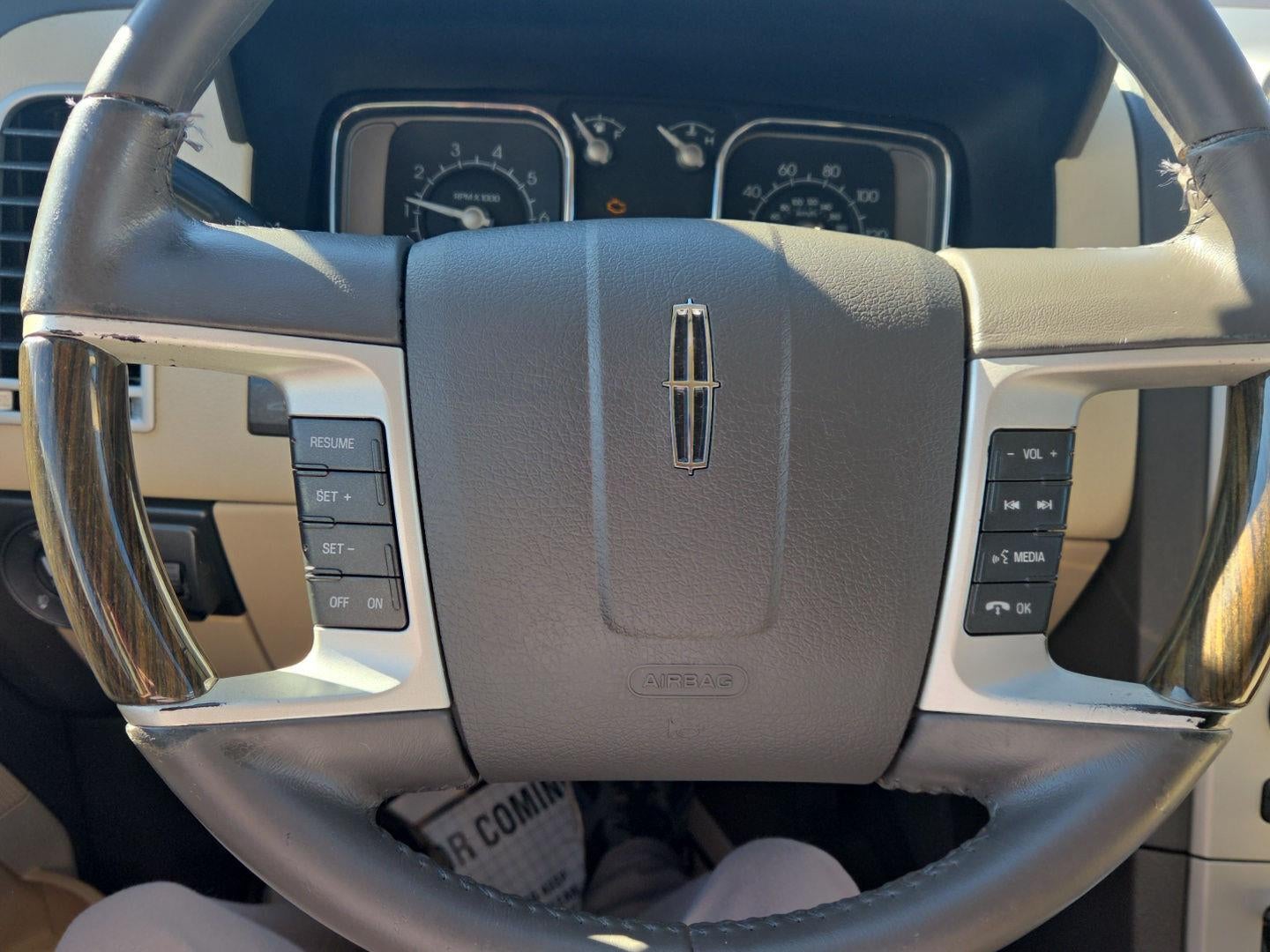 2008 Lincoln MKX Base