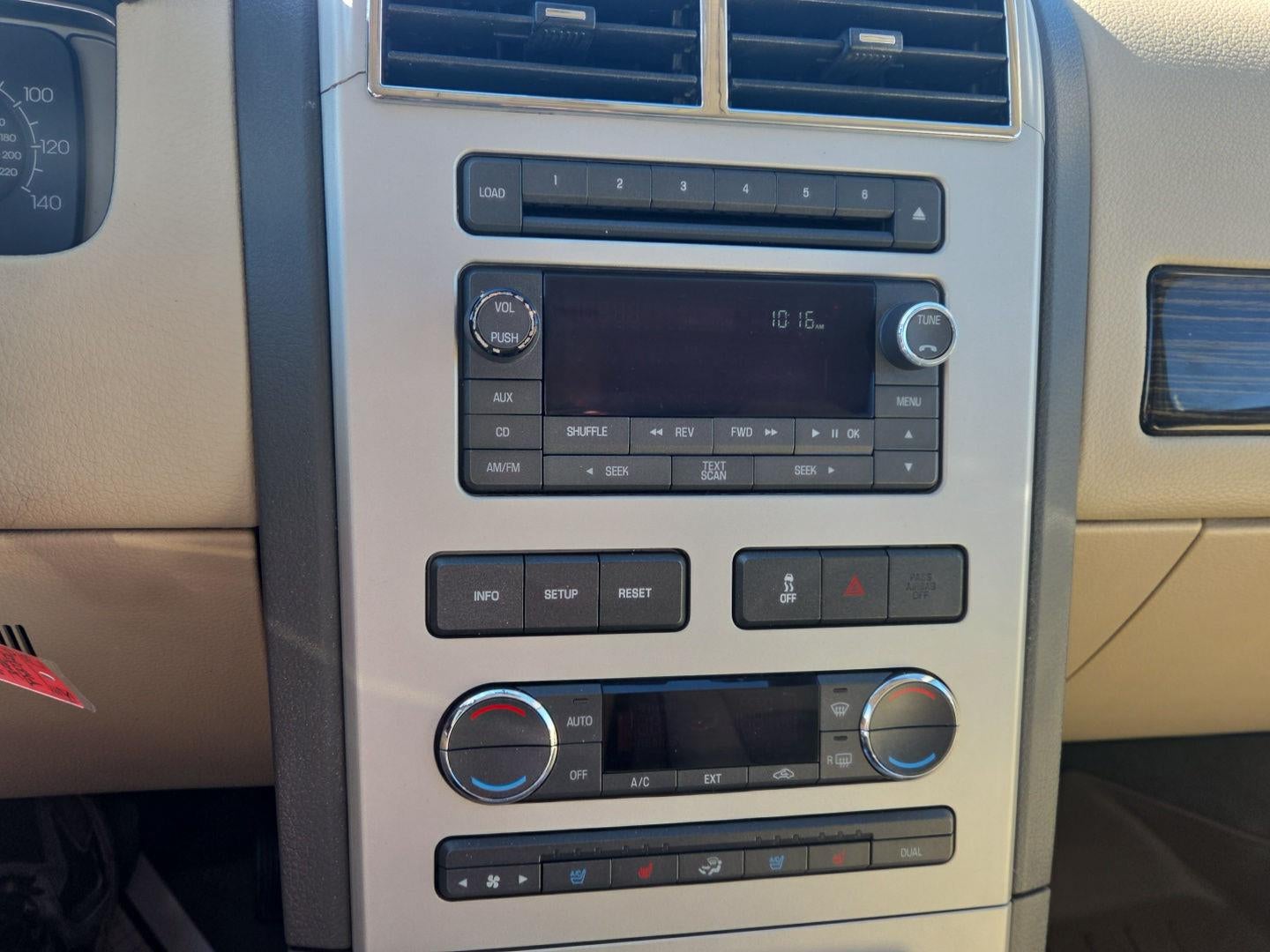 2008 Lincoln MKX Base