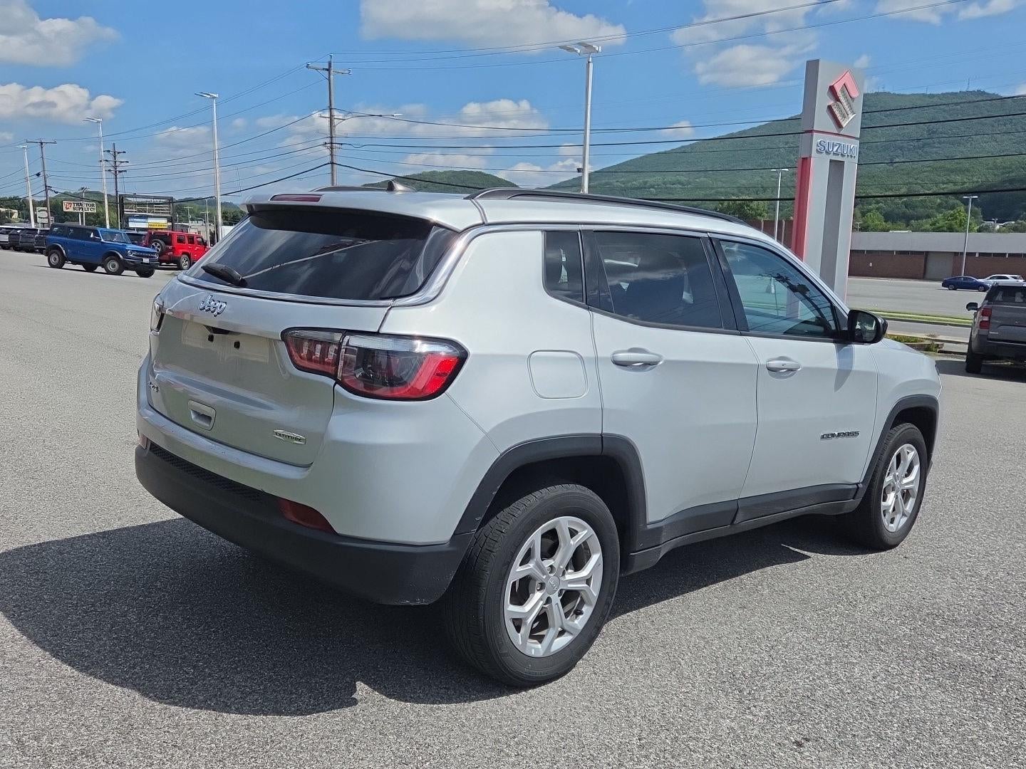 2024 Jeep Compass Latitude