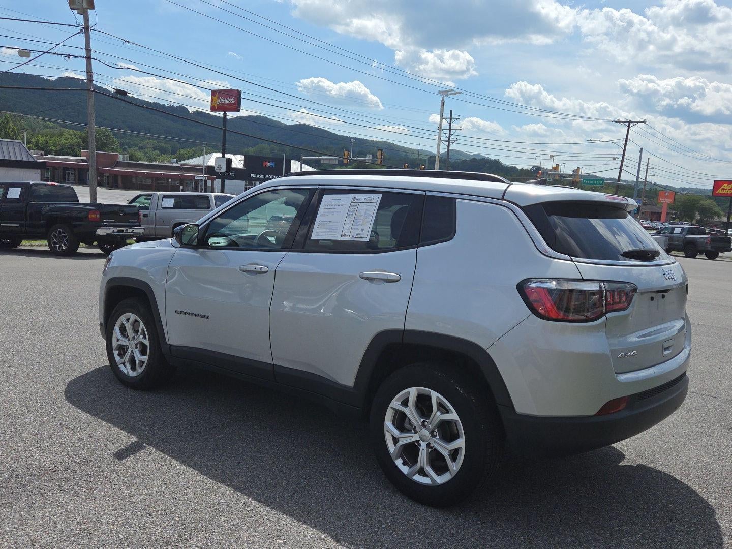 2024 Jeep Compass Latitude