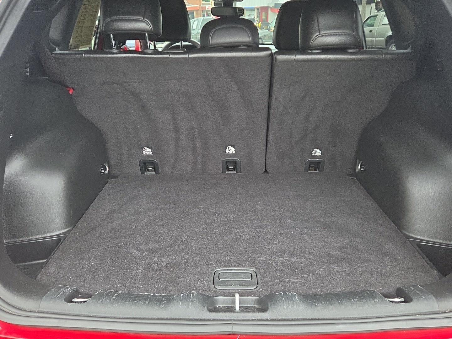 2023 Jeep Compass (RED) Edition
