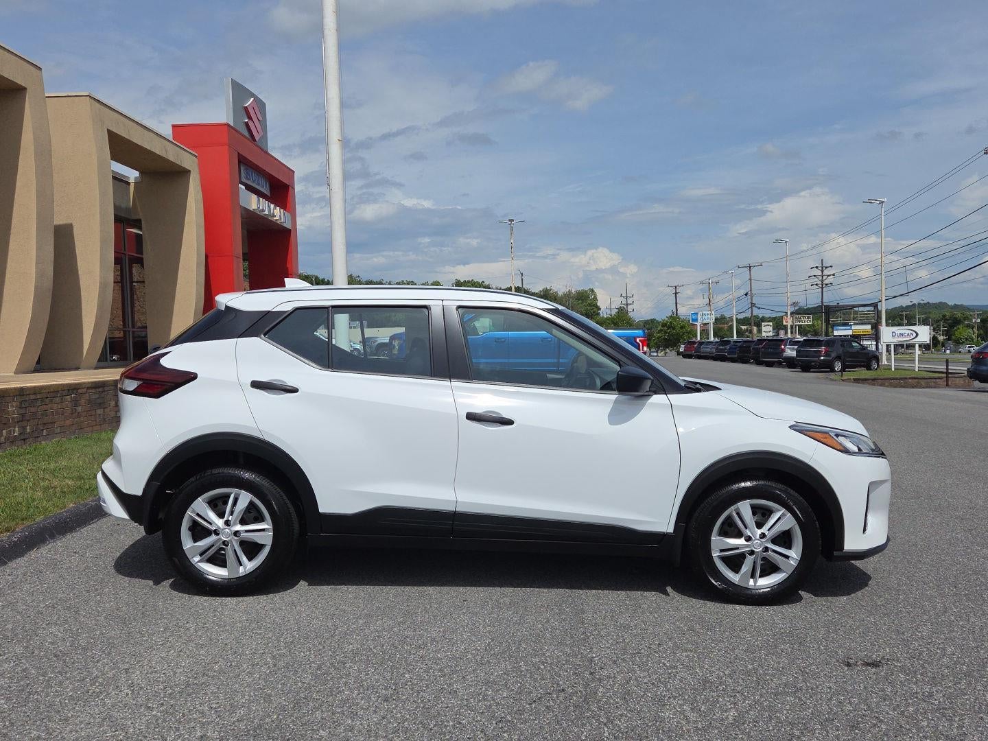 2025 Nissan Kicks Play S