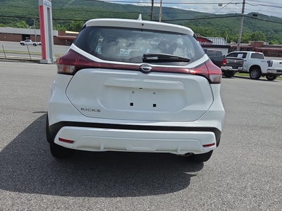 2025 Nissan Kicks Play S