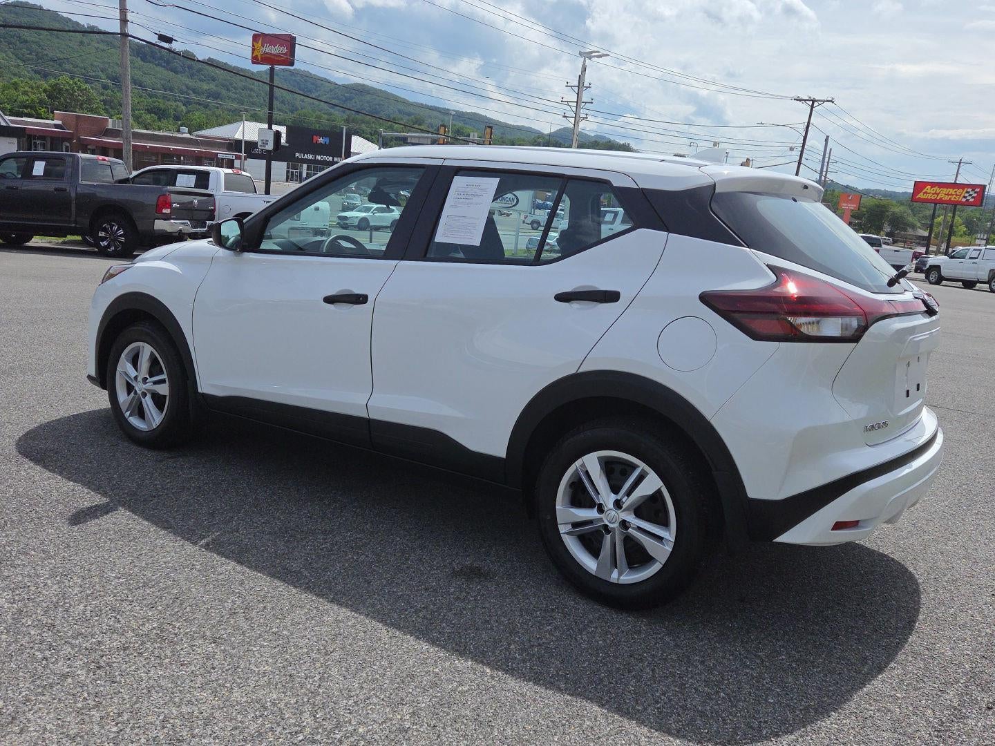 2025 Nissan Kicks Play S