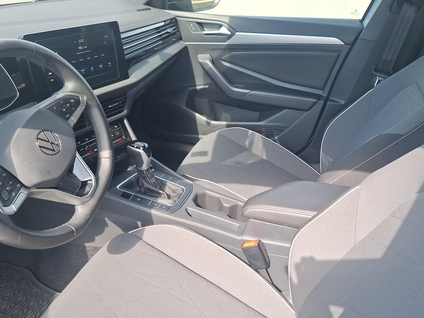 2025 Volkswagen Jetta Sport