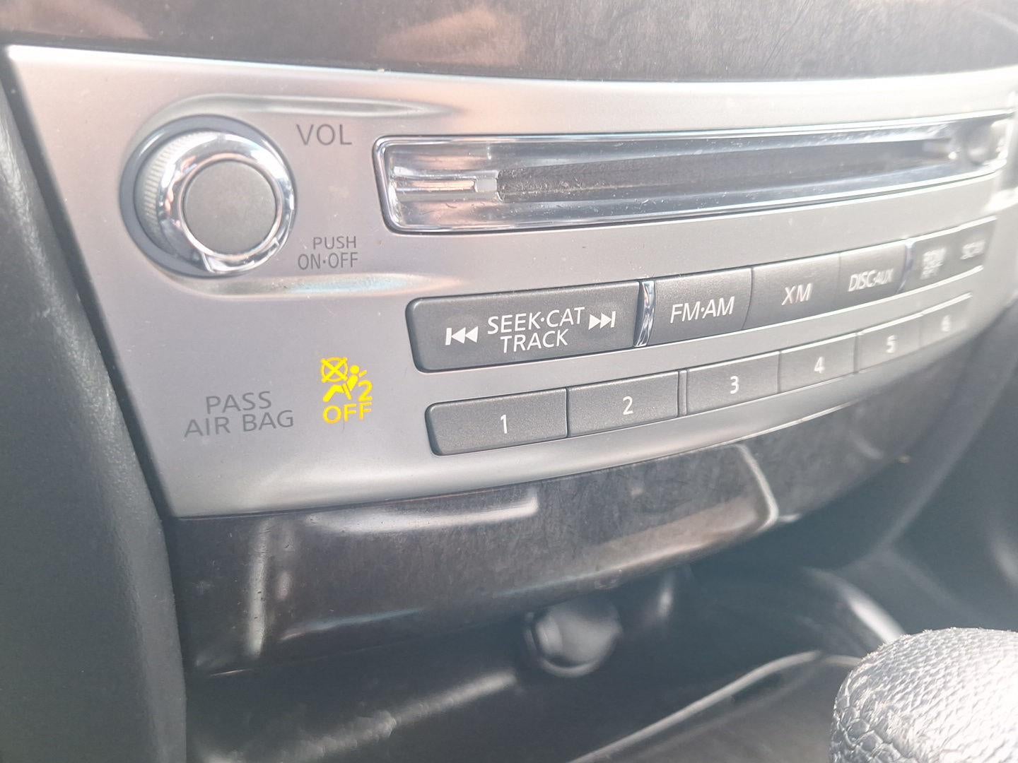 2015 INFINITI QX60 Base