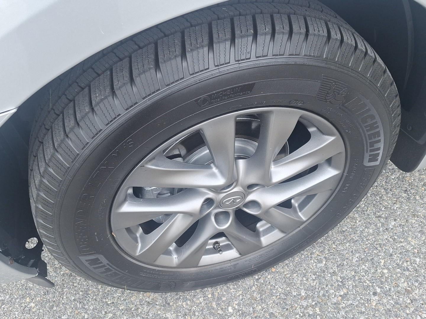 2015 INFINITI QX60 Base