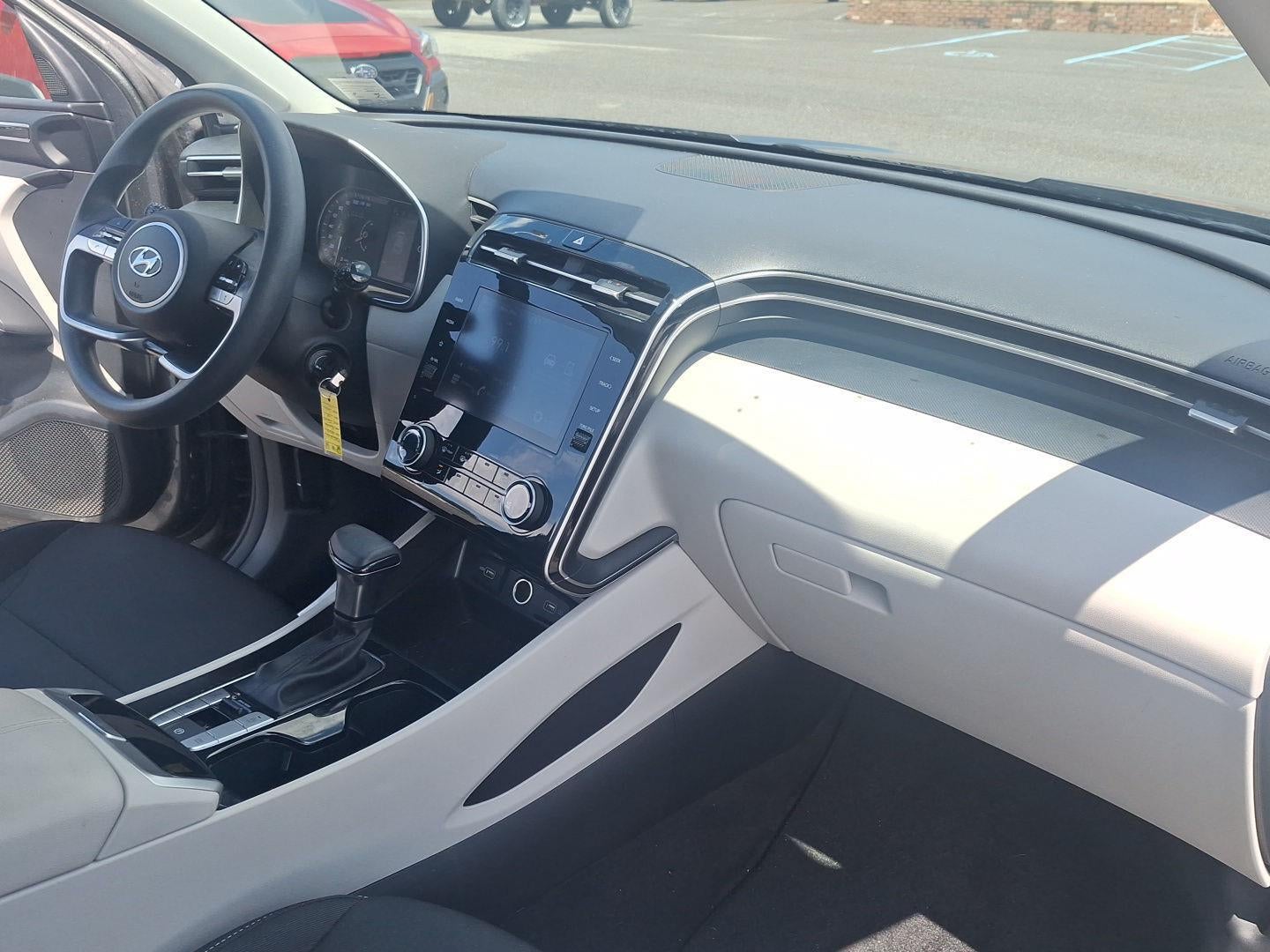 2023 Hyundai Tucson SE
