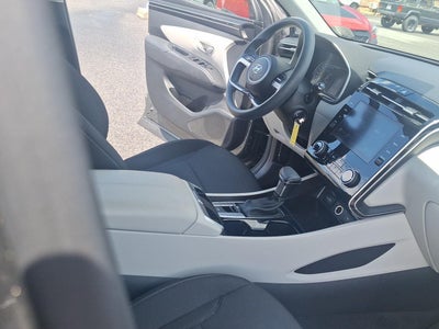 2023 Hyundai Tucson SE