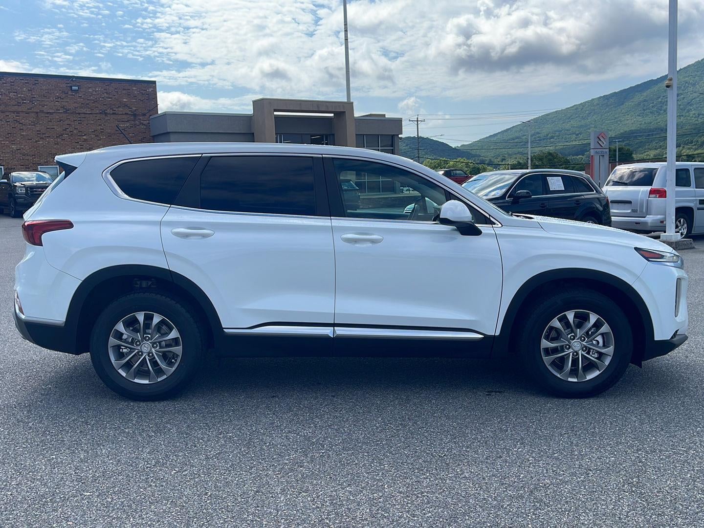 2019 Hyundai Santa Fe SE