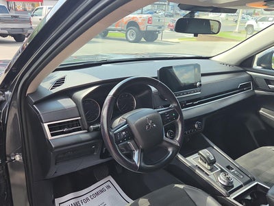 2024 Mitsubishi Outlander SE Black Edition