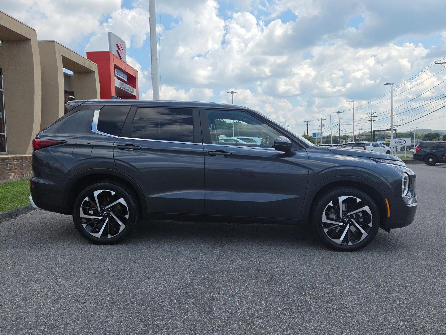 2024 Mitsubishi Outlander SE Black Edition