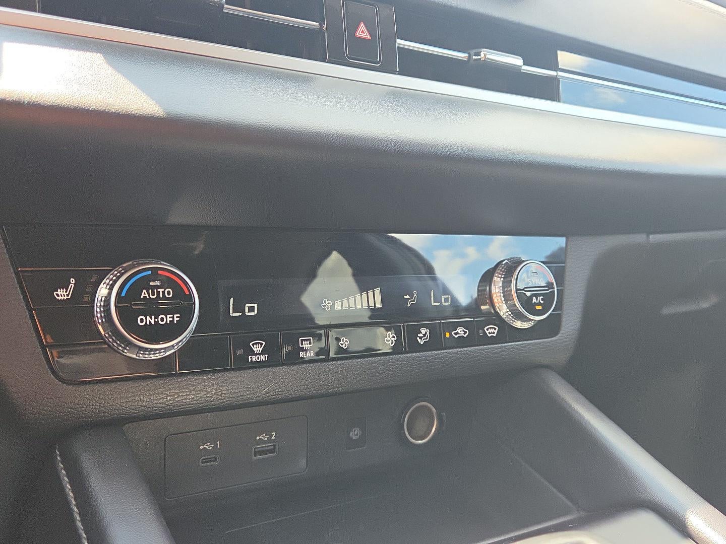 2024 Mitsubishi Outlander SE Black Edition