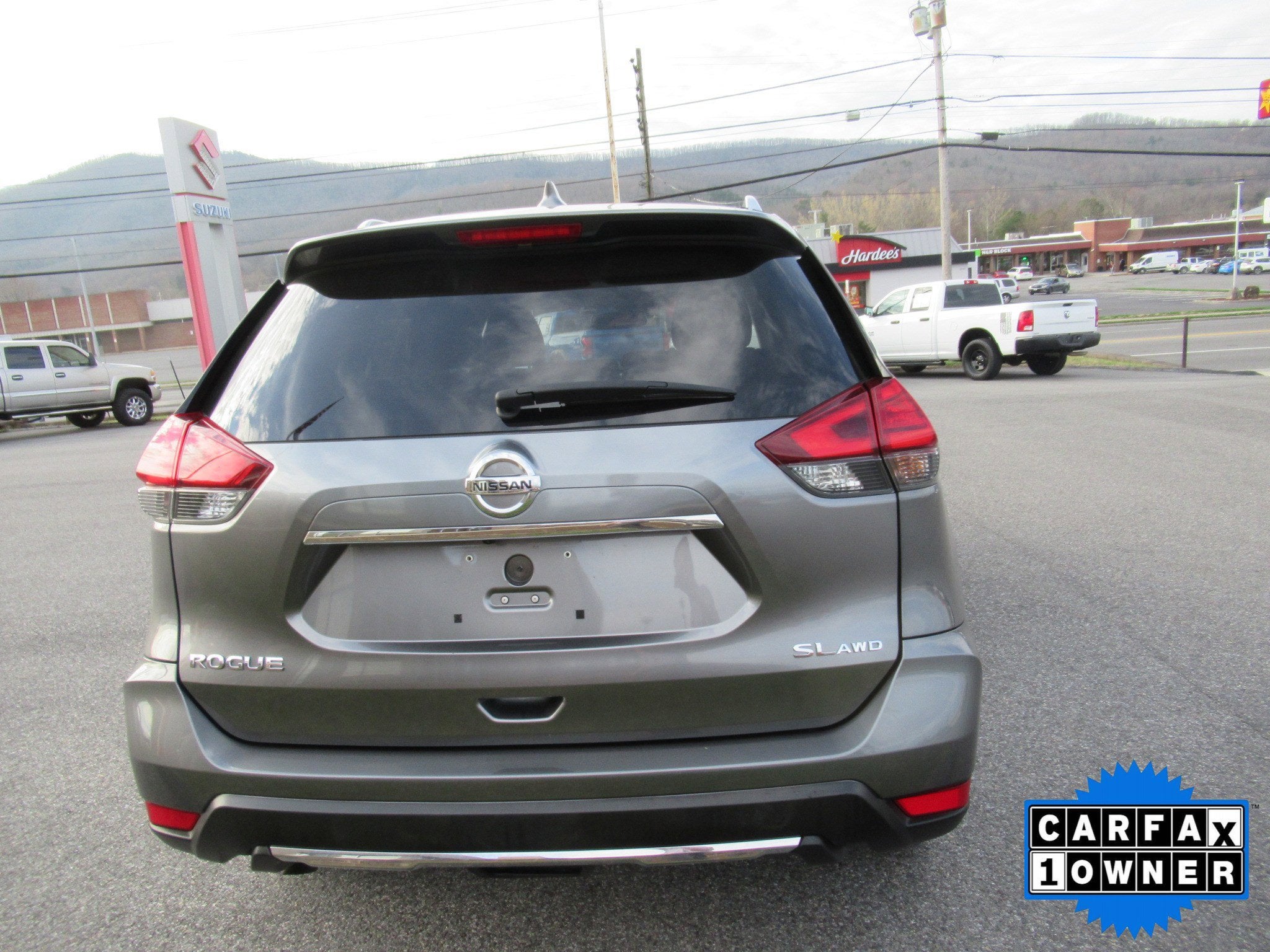 2017 Nissan Rogue SL