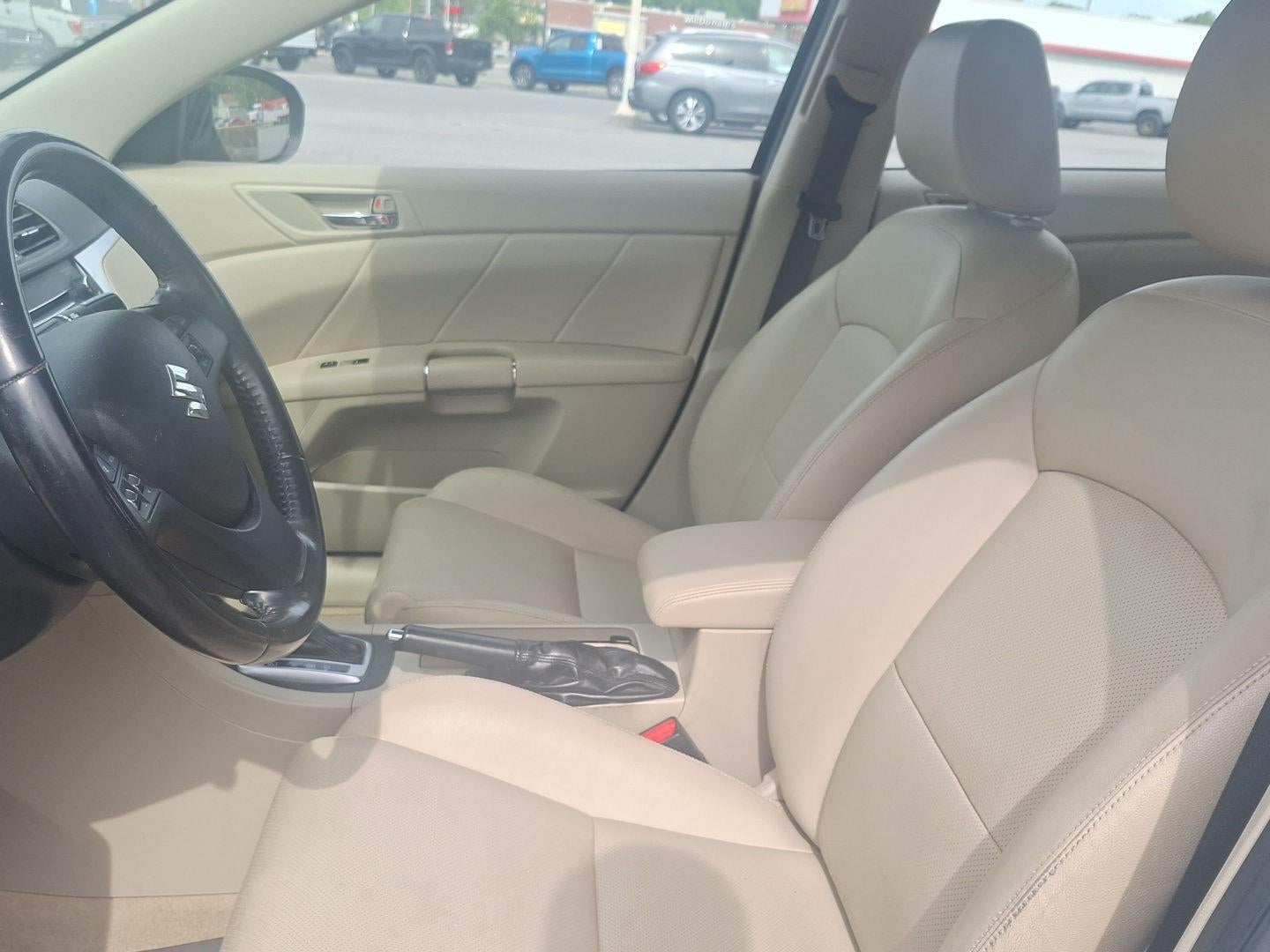 2012 Suzuki Kizashi SE