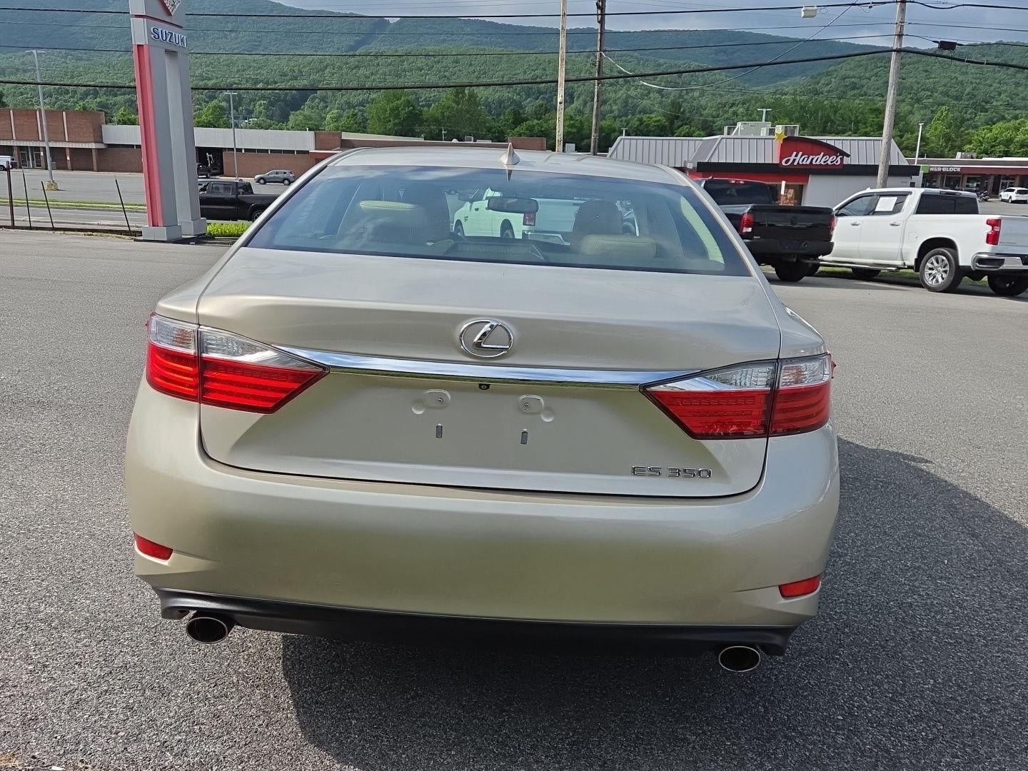 2015 Lexus ES 350 Crafted Line