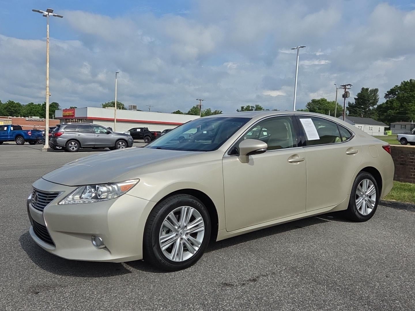2015 Lexus ES 350 Crafted Line