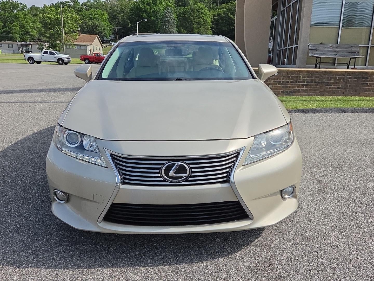 2015 Lexus ES 350 Crafted Line