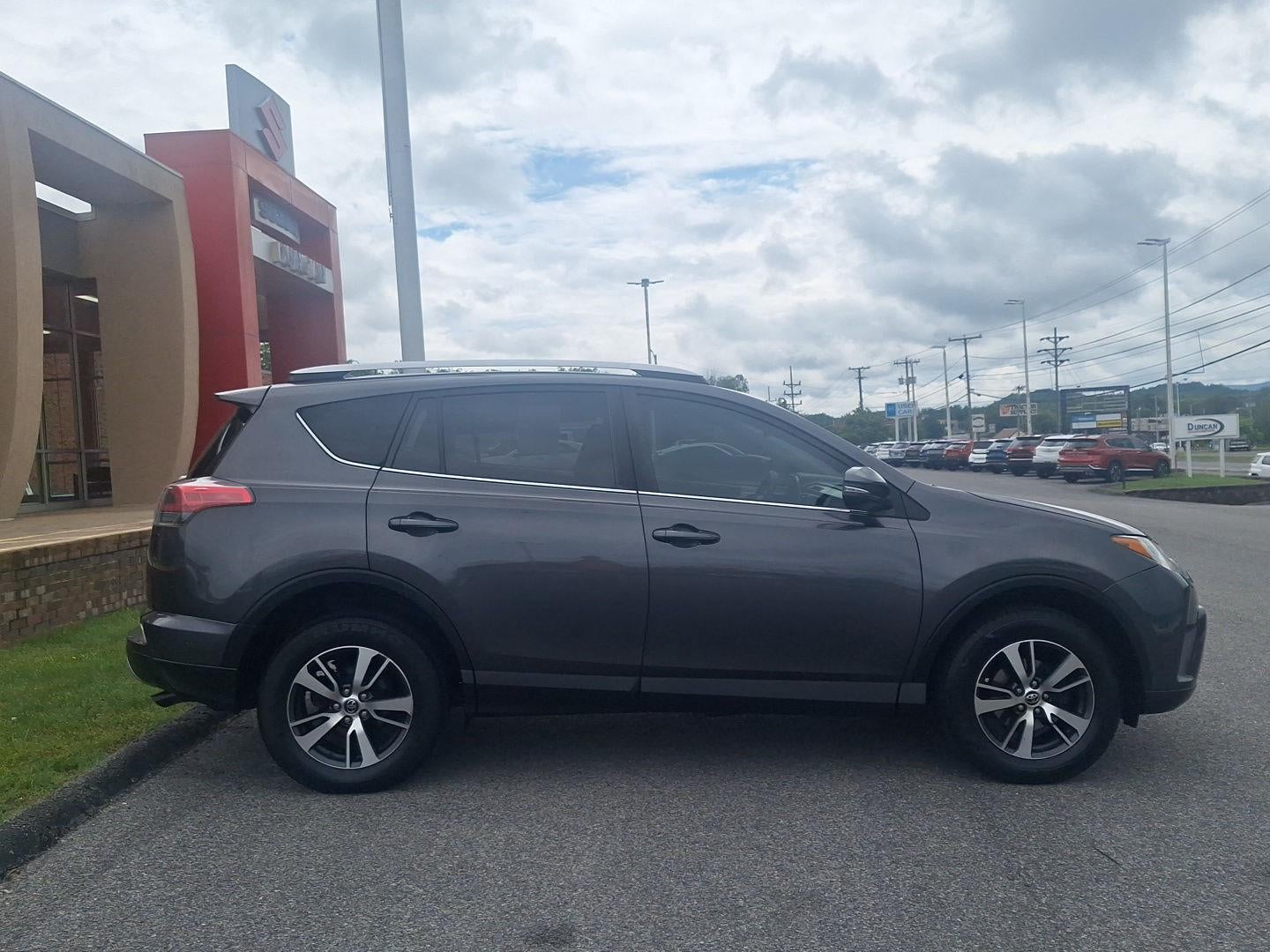 2016 Toyota RAV4 XLE