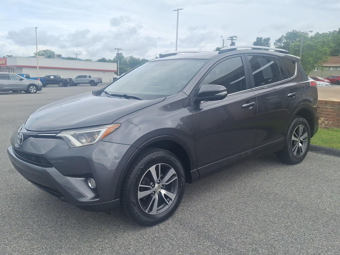 2016 Toyota RAV4 XLE