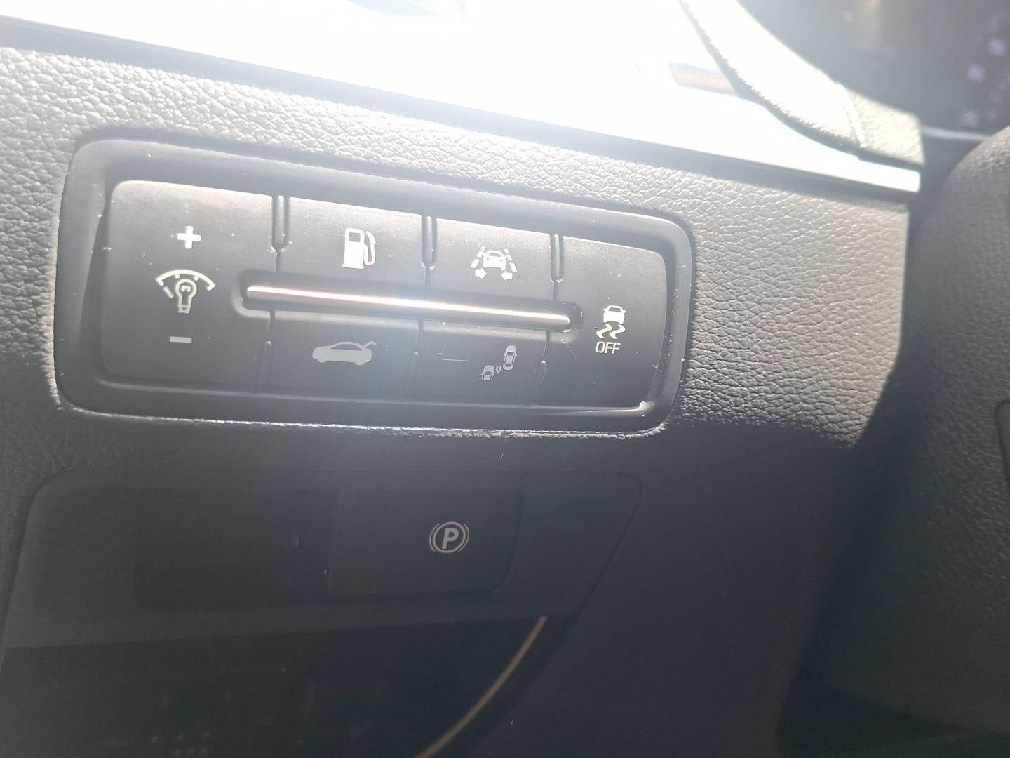 2017 Genesis G80 3.8L