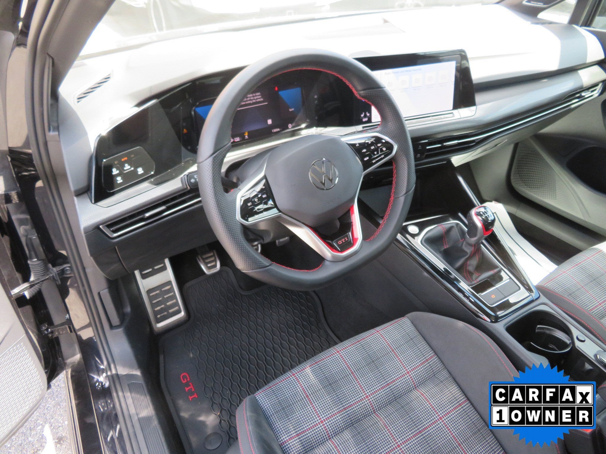 2024 Volkswagen Golf GTI SE