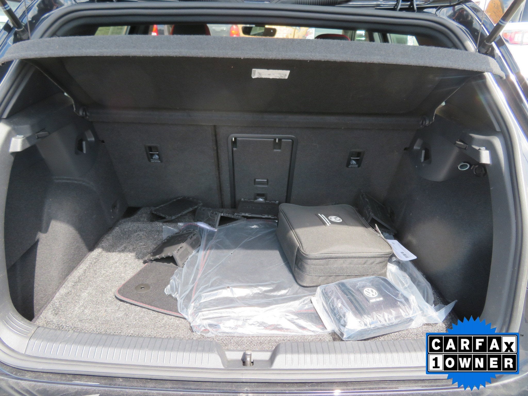 2024 Volkswagen Golf GTI SE