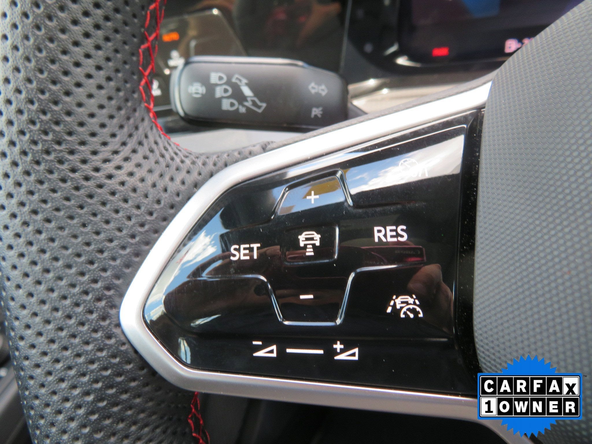 2024 Volkswagen Golf GTI SE